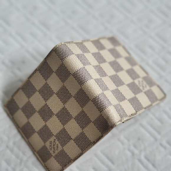 Louis Vuitton Damier Azur Marco Bifold Wallet..Authentic.. - Picture 3 of 14